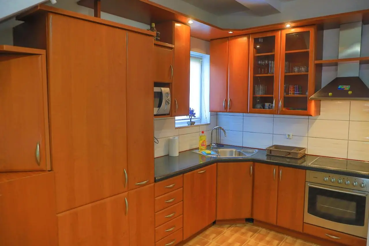 APARTMAN NAAJ