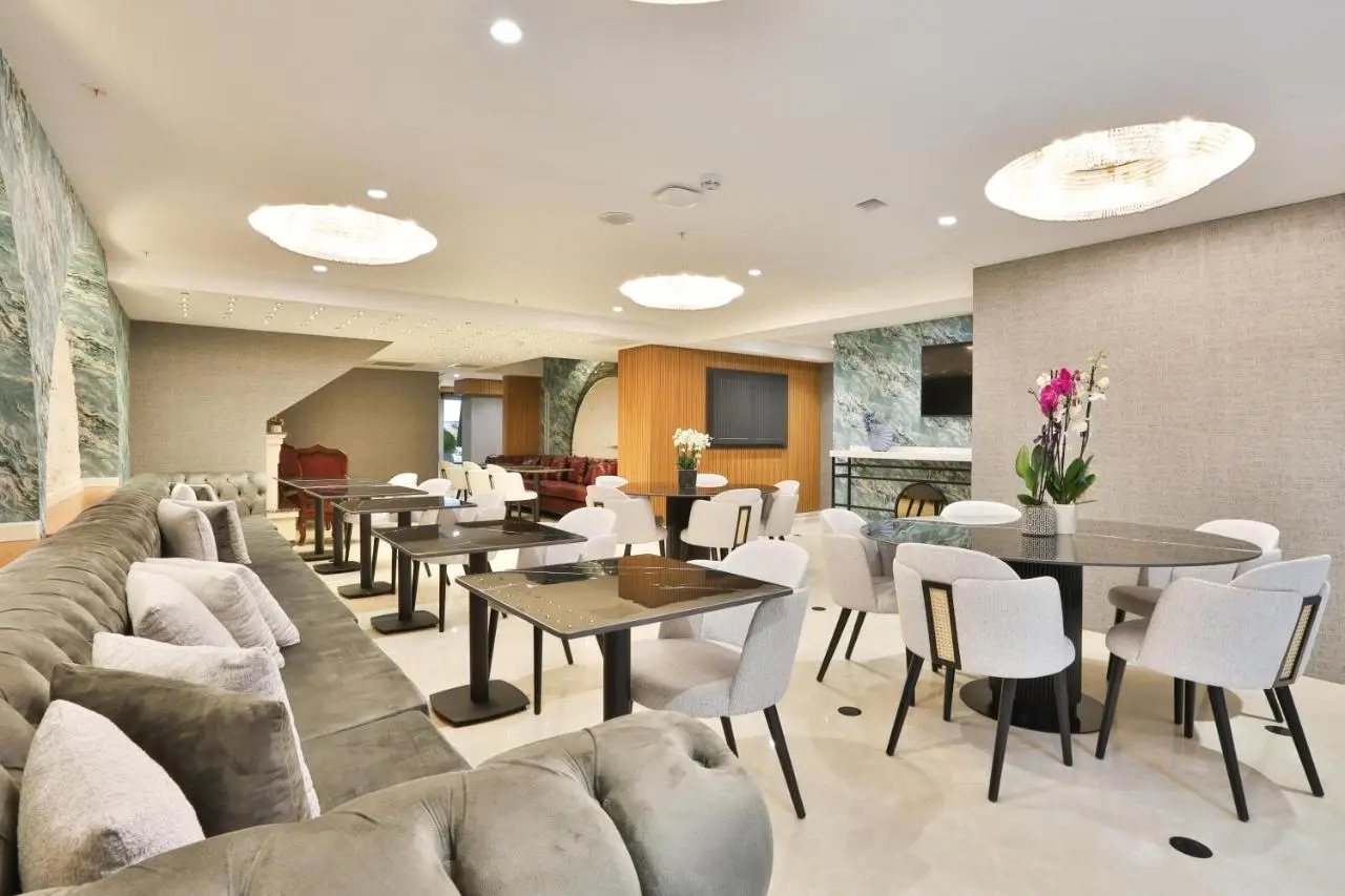 Istanbul Taksim Pera Star Hotel - Istiklal Street