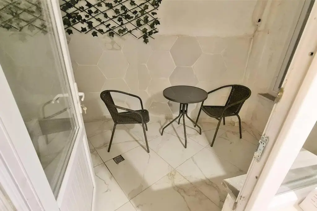 Cozy 2 bedroom near Green Mosque
