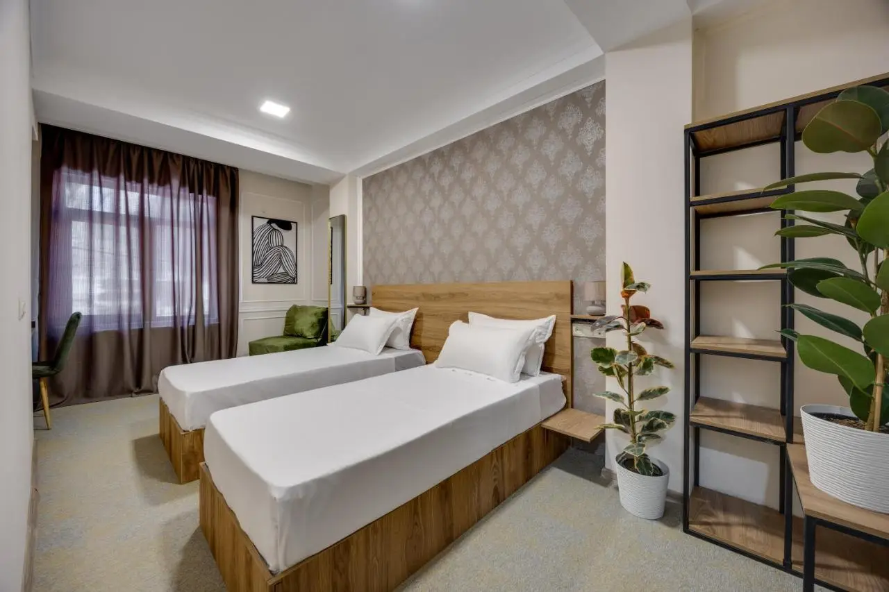 Regraph Hotel