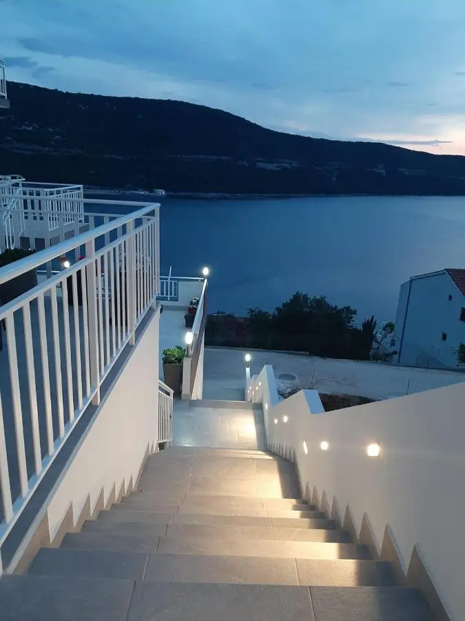 Apartments Njavro Neum