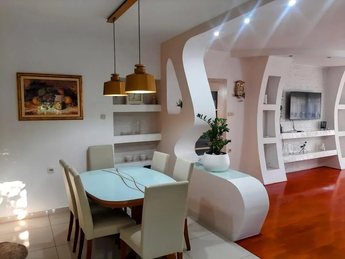 Guest House NO 13