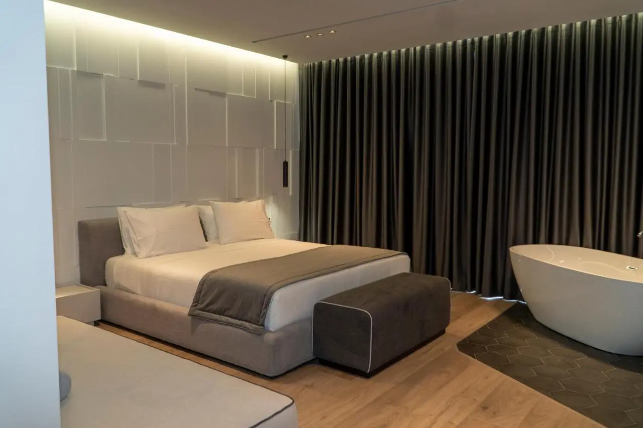 Center Hotel