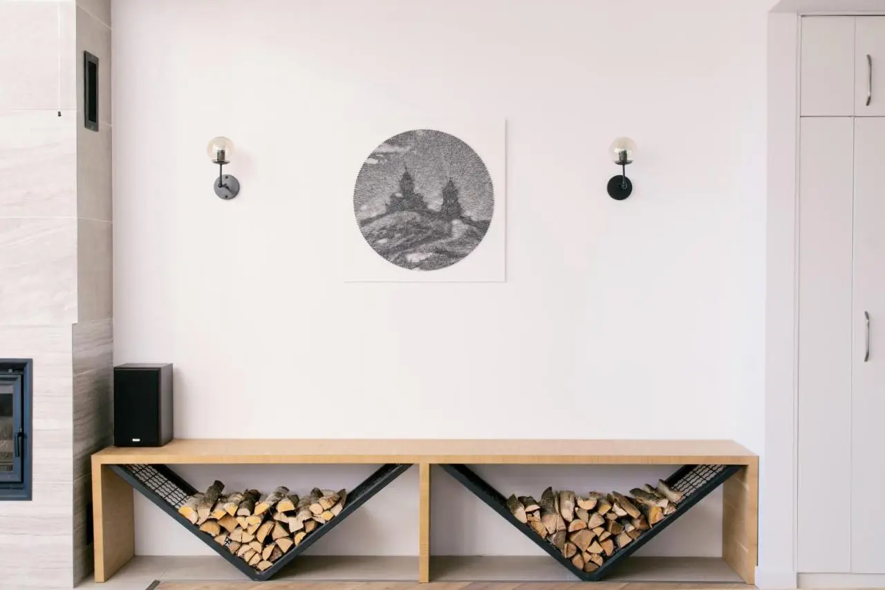 George Snow Apartments in New Gudauri - fireplace, 50m to Gondola lift