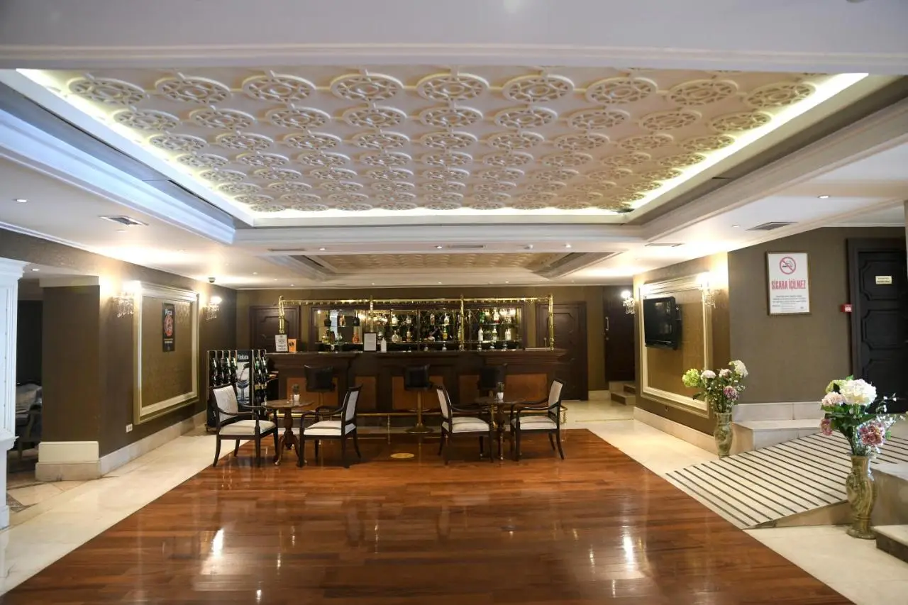 Grand Halic Goldenhorn