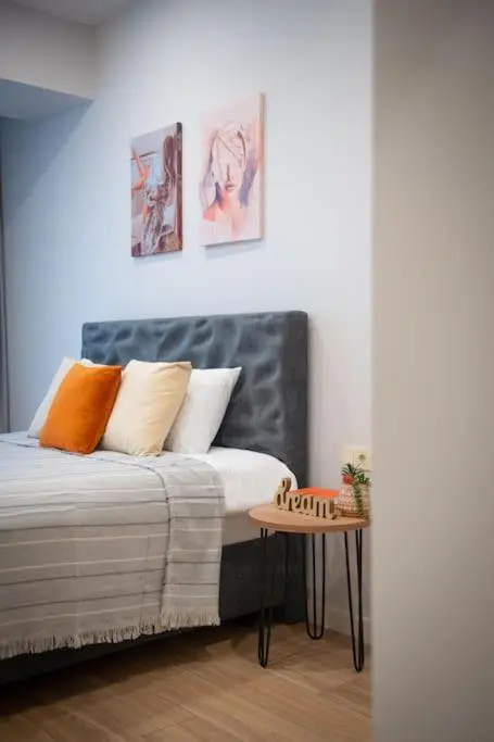 ProRealty -2BR apartment with fantastic view to city