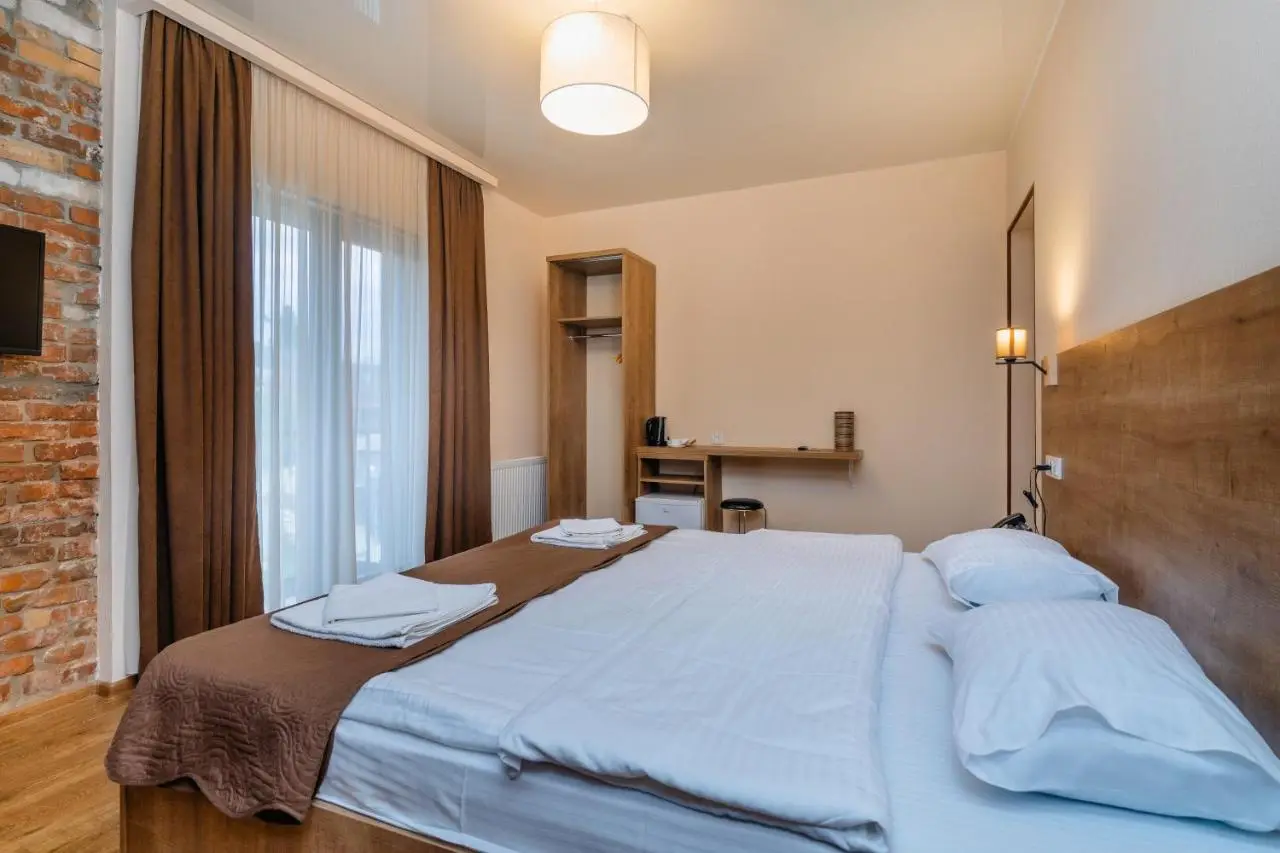 Hotel Green Town