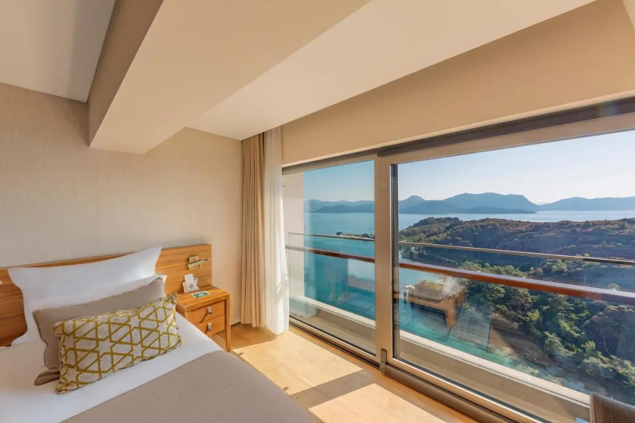 D Maris Bay