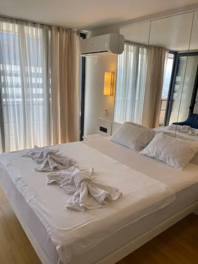 Apart Hotel Royal sunset BATUMI sea-view RESORT