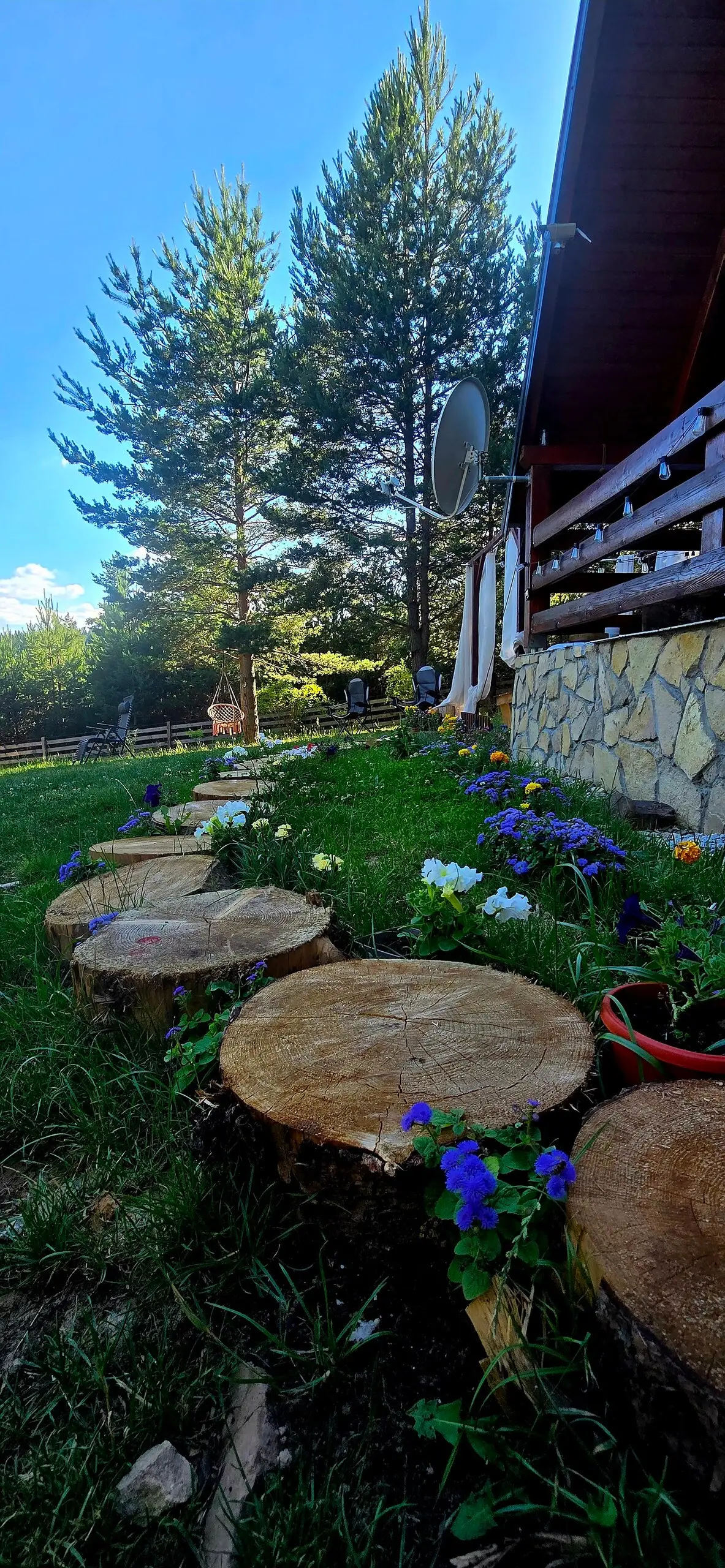 Cozy Forest Hut near Sarajevo with outdoor hot tub