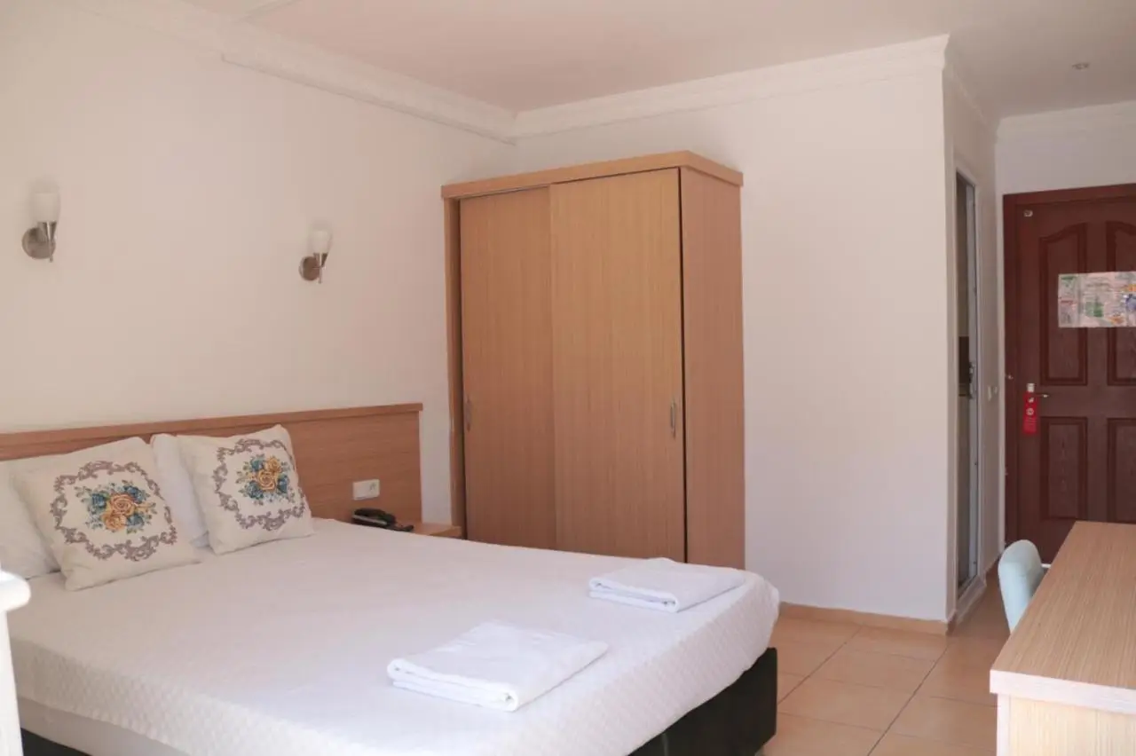 Taner Otel