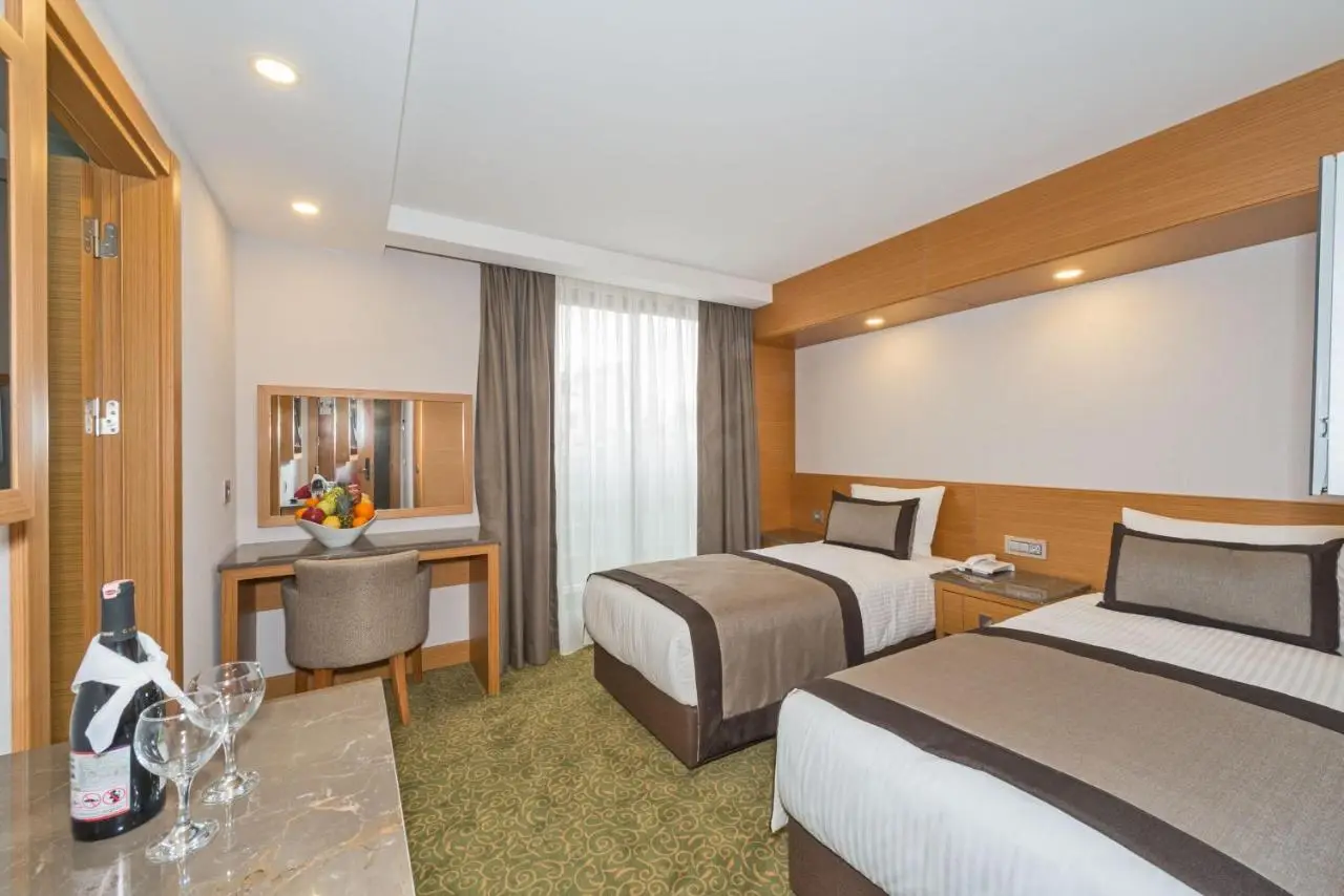 Bisetun Hotel