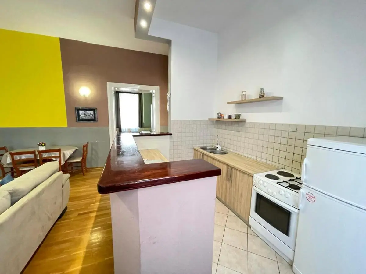 Apartment Pangea