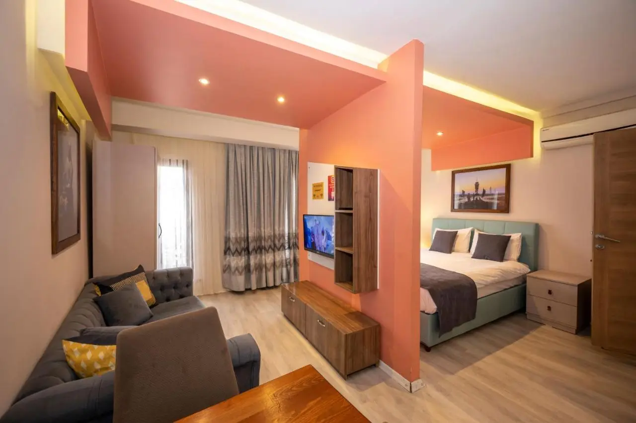 Marida Suit - Istanbul Taksim