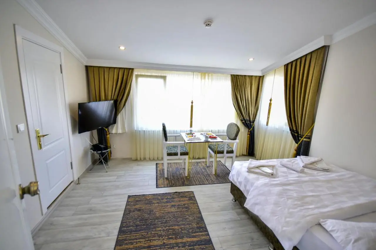 LOCA Suit LİFE AİRPORT HOTEL