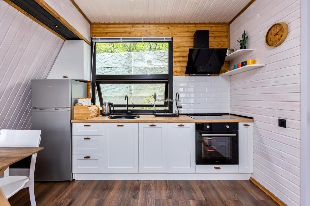 Luxury Cottages with Hot Tubes, Garden and BBQ