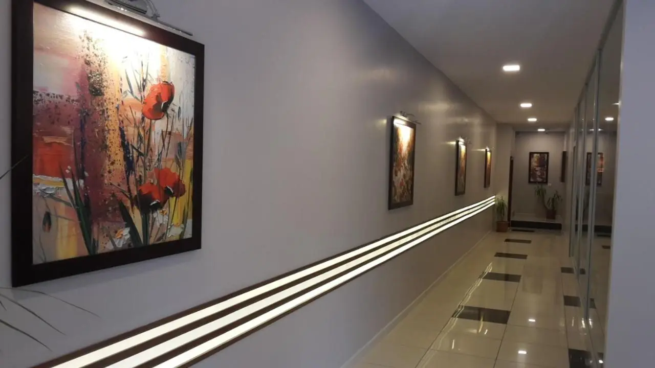 Hotel Almina Park