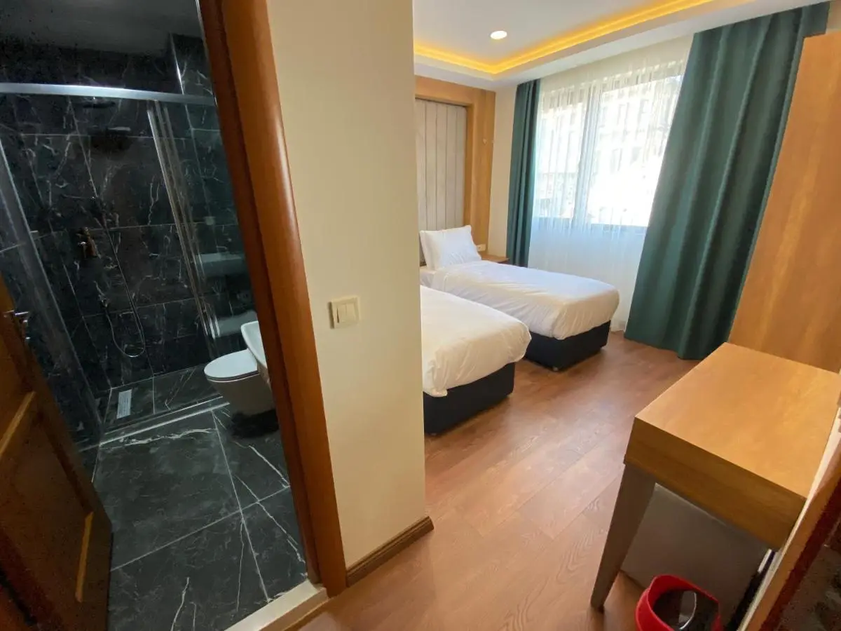 Pege Hotel