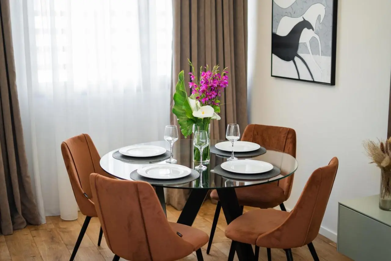 Home Select Tirana 6