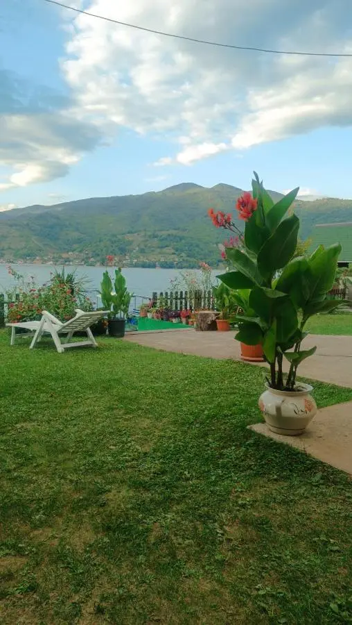 Lejla apartmani - Jablaničko jezero