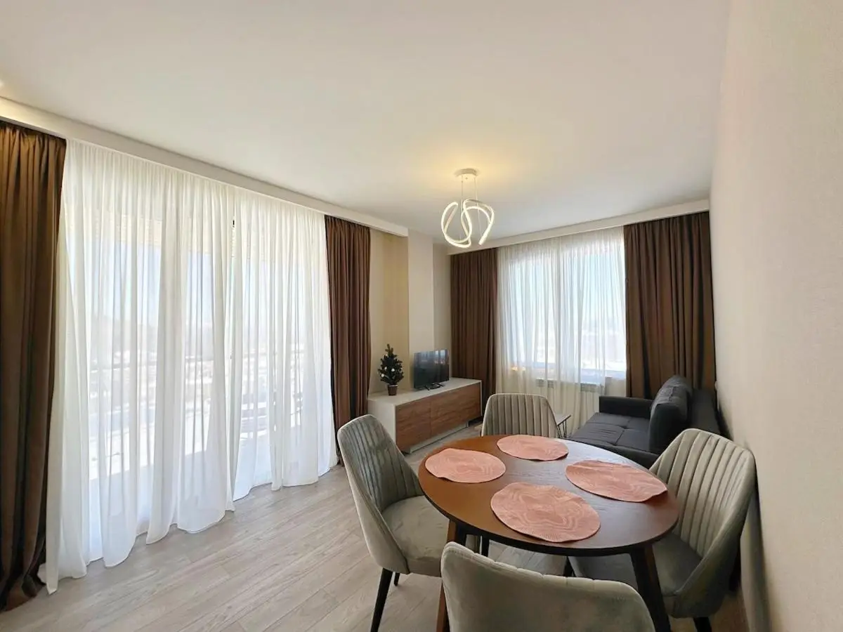 Crystal Loft Block C Apartment with views