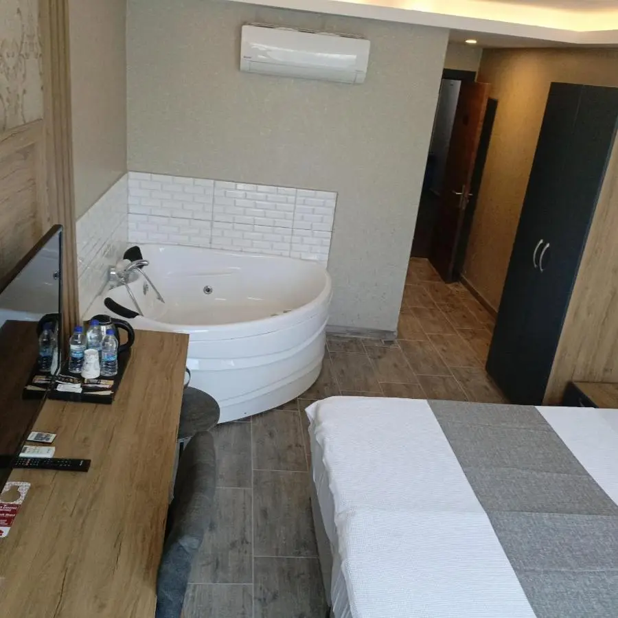 RUSH HOTEL İSTANBUL