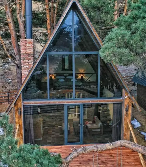 Elia Loft