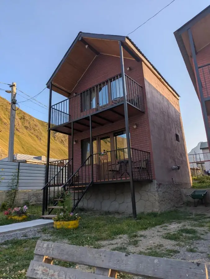 cottage nikolozi