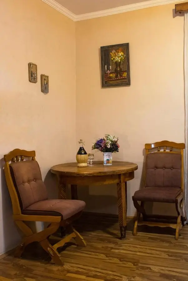 Nino's Guest House