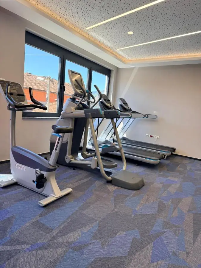 Moaline Apartments, free parking
