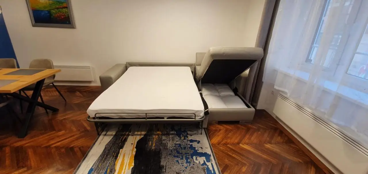 Modern & Comfortable Apartment in the City Center