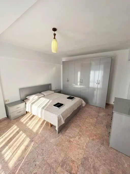 Scanderbeg Square 2BR APT