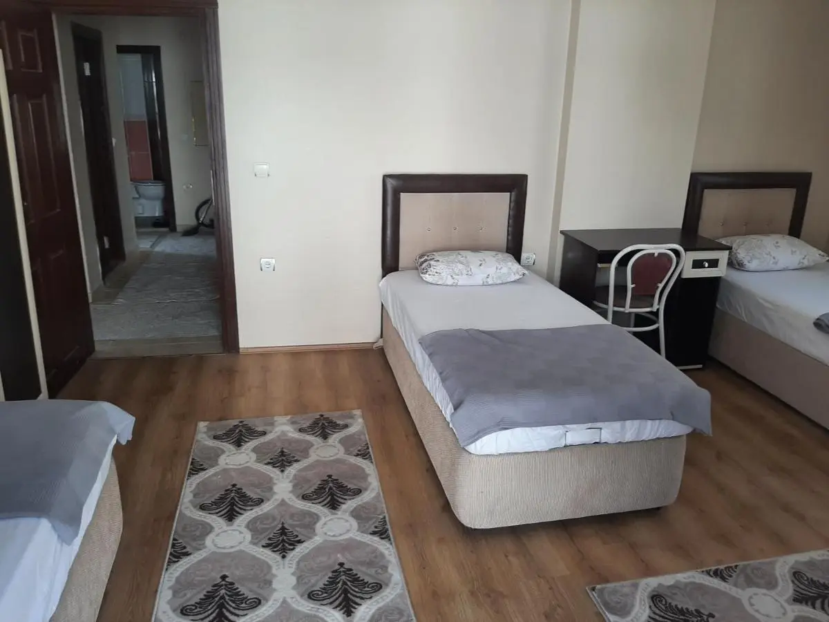 Menekşe Apart 1