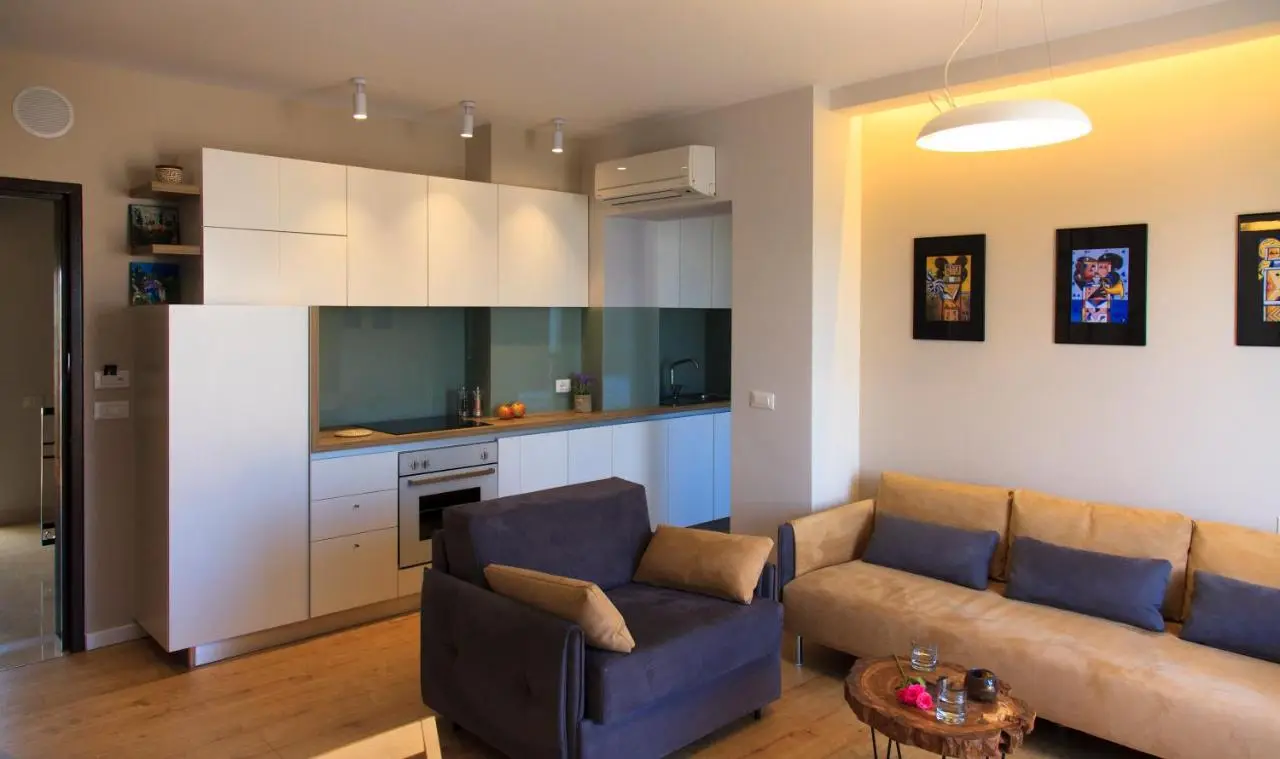 Tirana Terrace Apartments, near the Lake Park