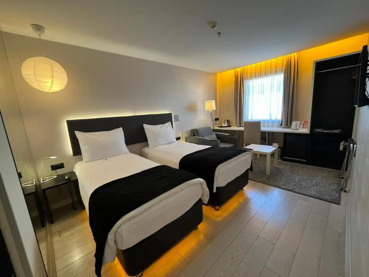 Tempo Fair Suites