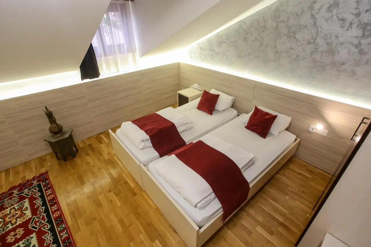 Hotel Emen