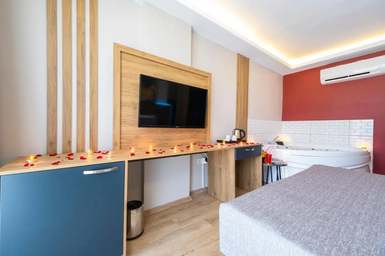 RUSH HOTEL İSTANBUL