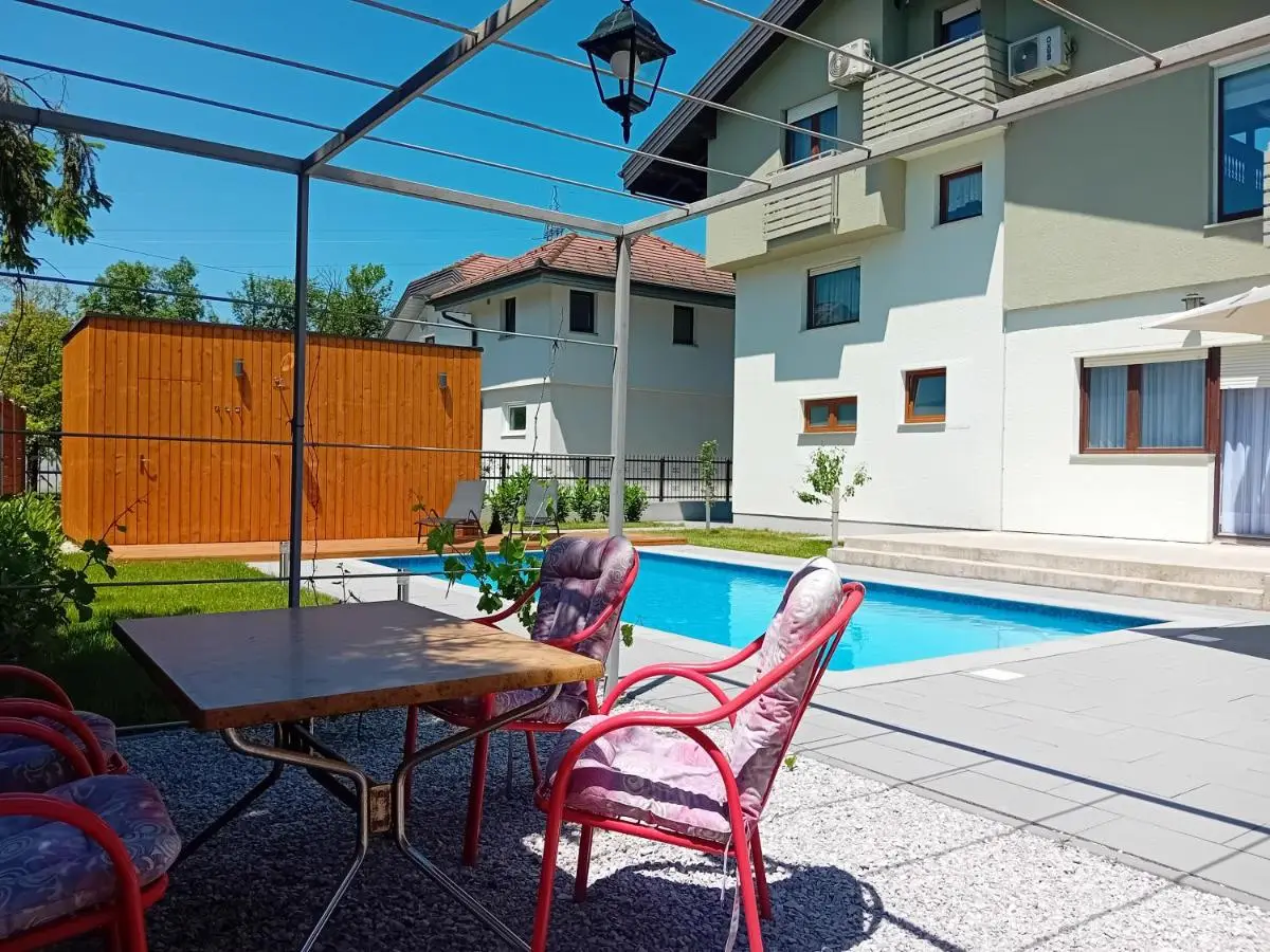 Apartment Ines