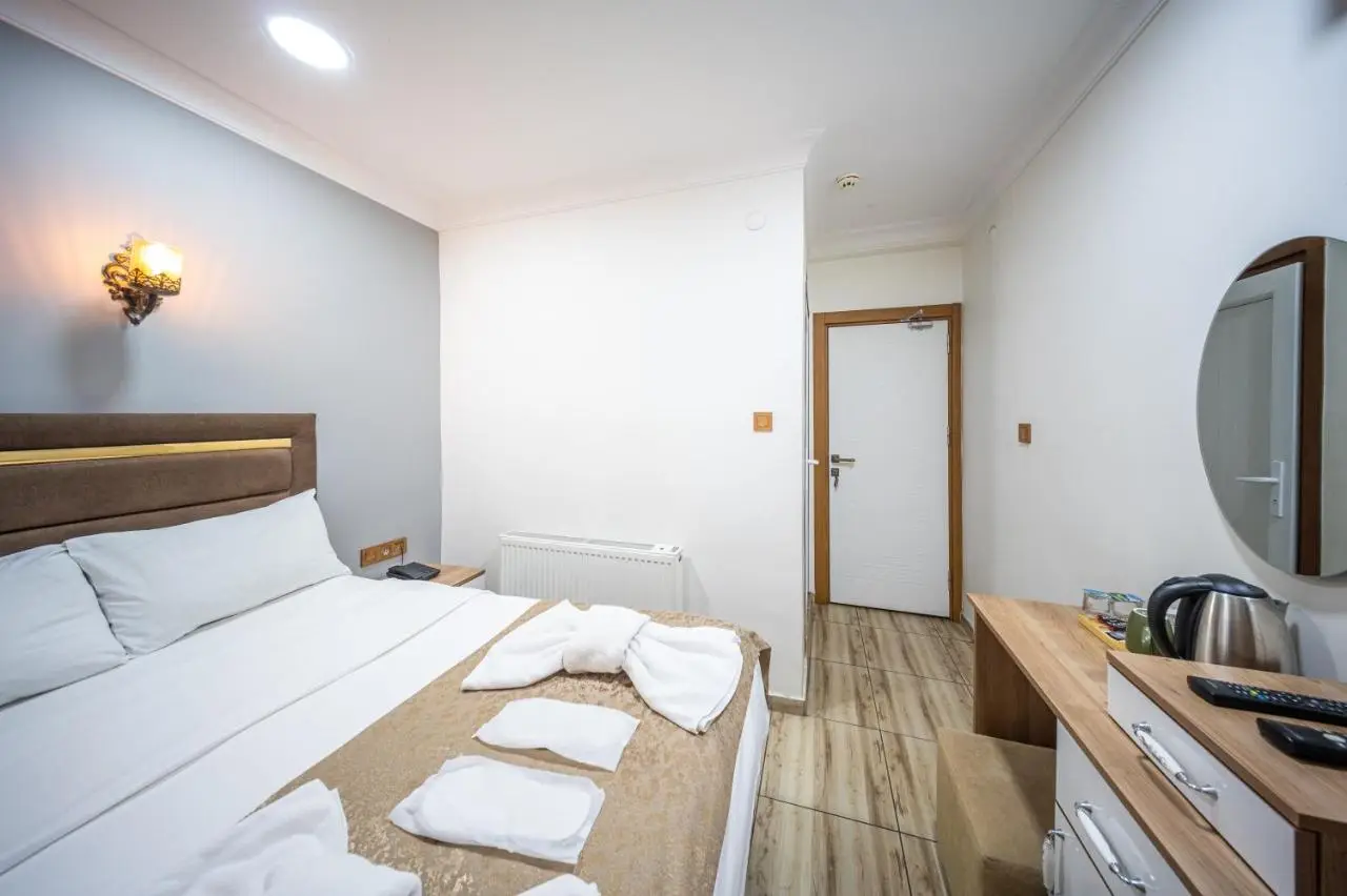 LAOS OTEL