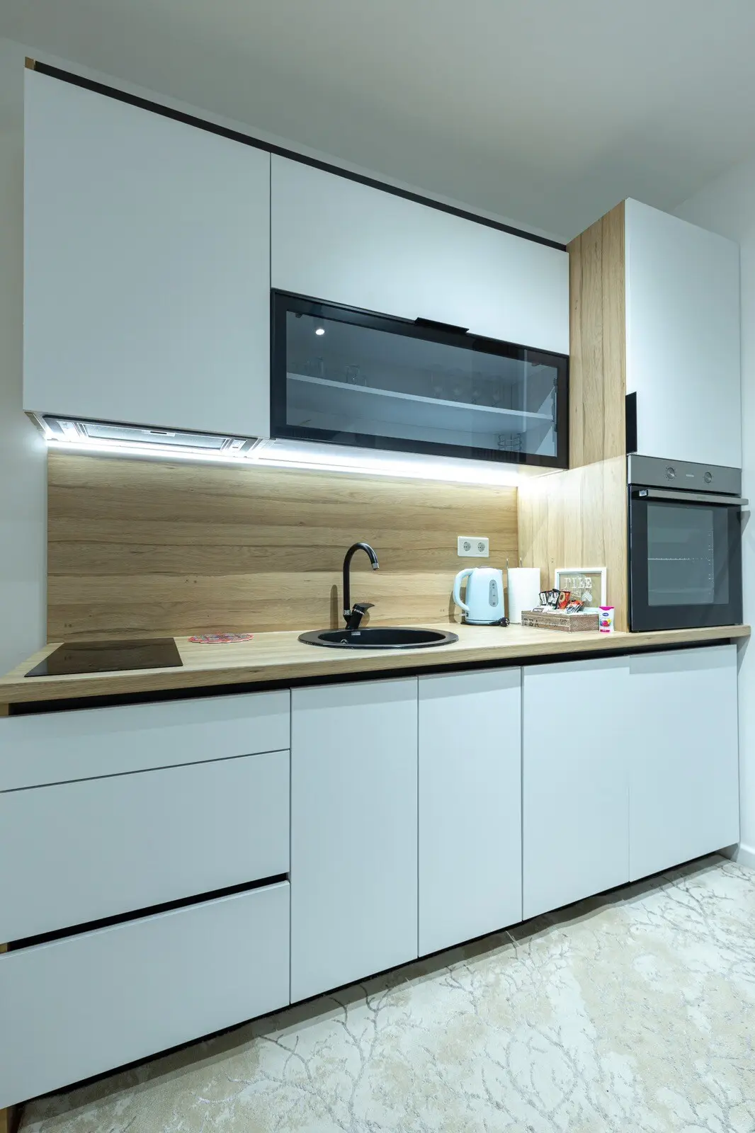 Cozy & Modern 1bedrom apartment-Fre garage parking