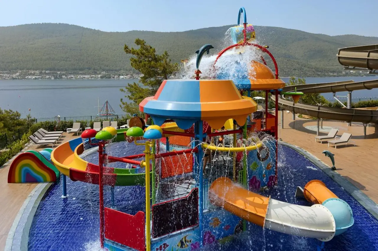Titanic Luxury Collection Bodrum