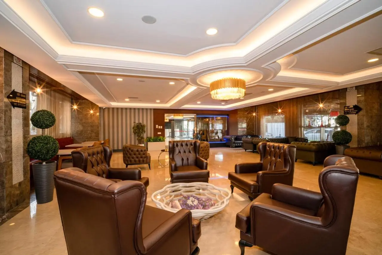 Grand S Hotel