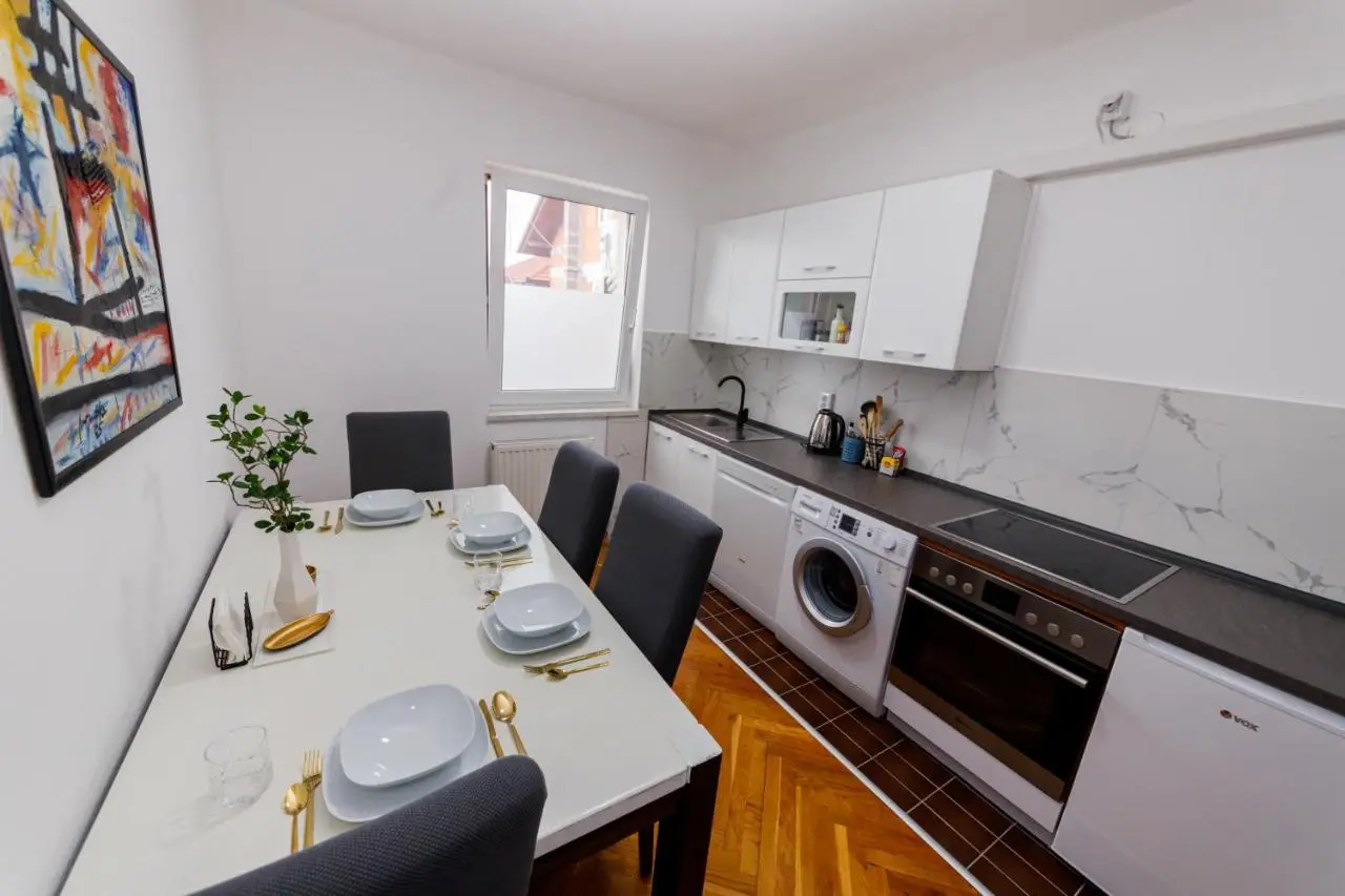 Khalilah Apartment 1