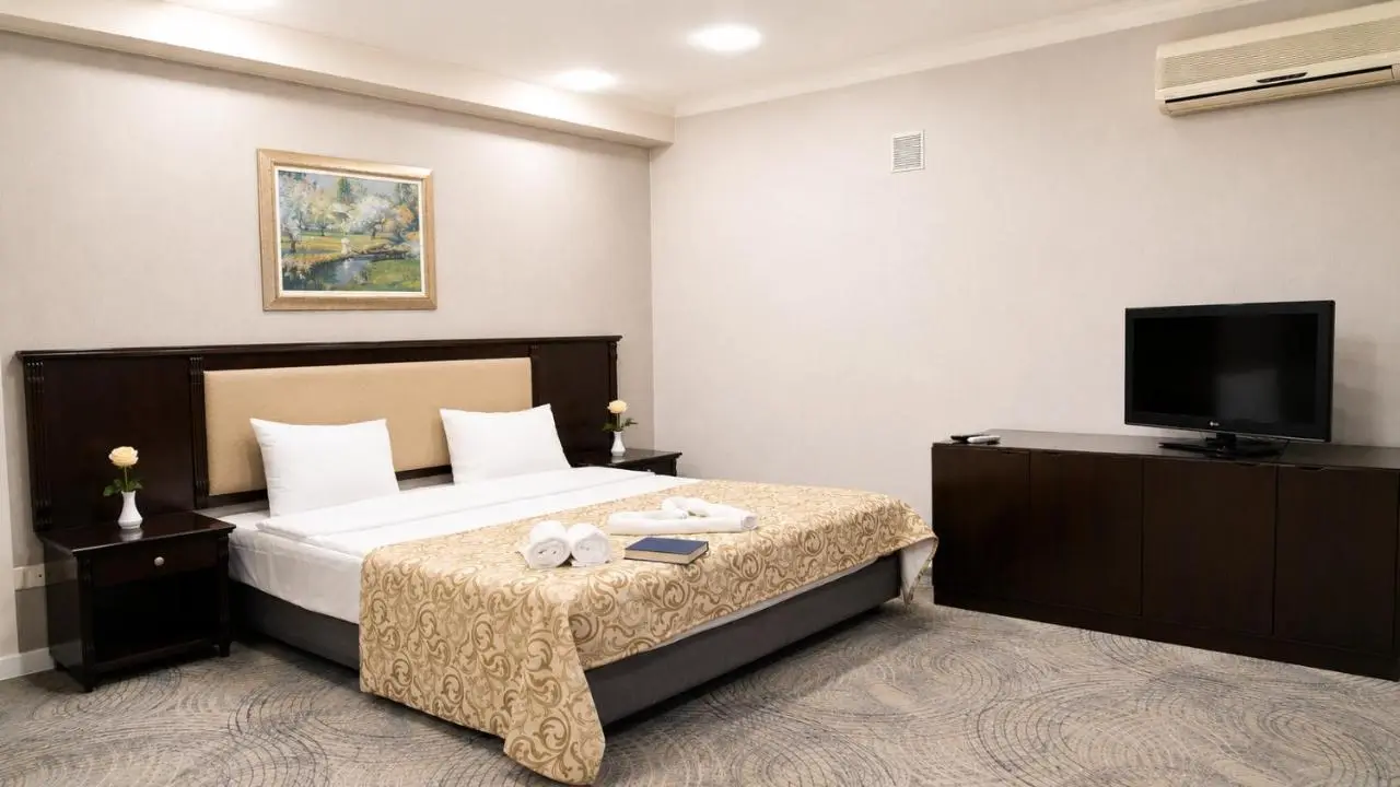 Premier Hotel