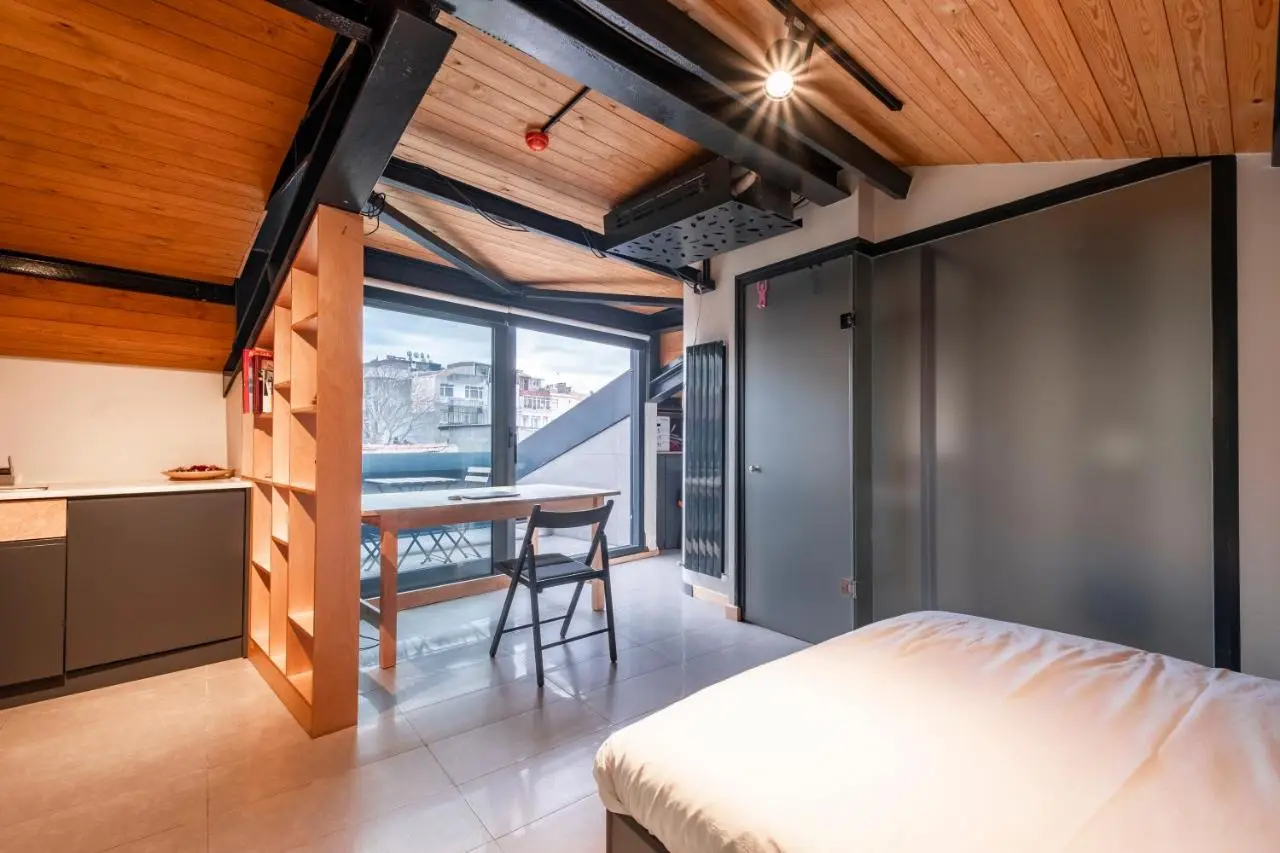 Homie Suites - ''Loft 27'' Urban Comfort Suites in the Heart of Cihangir