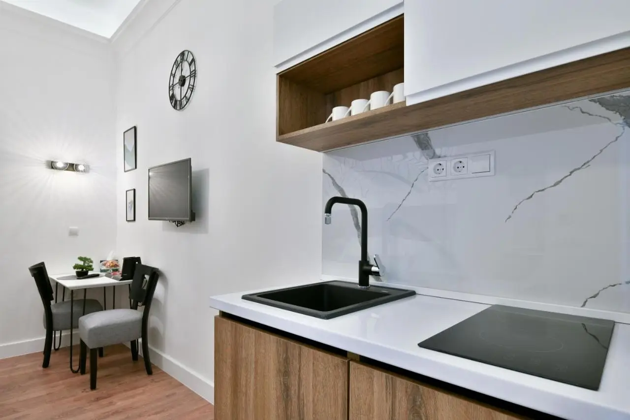 Luxury Galla Apartments in the City Center