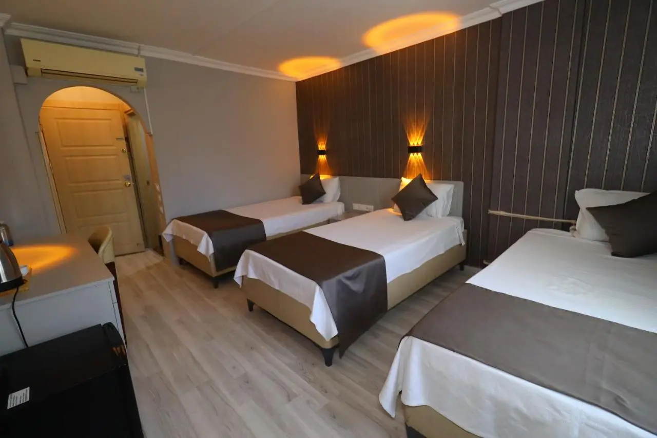 Artan Hotel