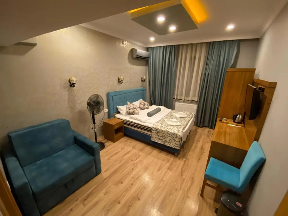 Riverland Suites Apart Hotel