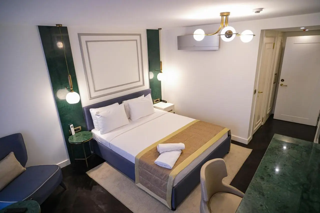 Pera Rasso Hotel