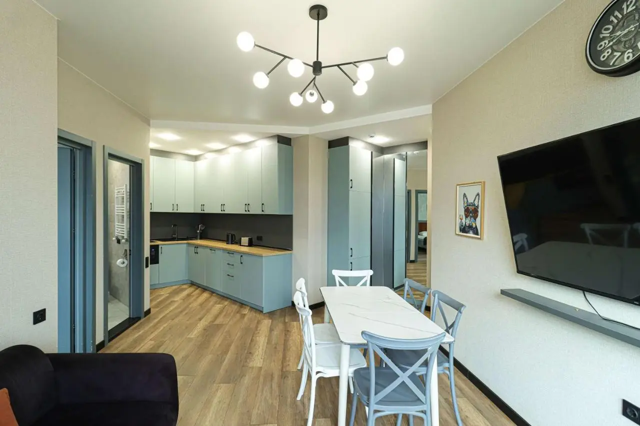 Luxurious 3BR Apartment W Stunning views